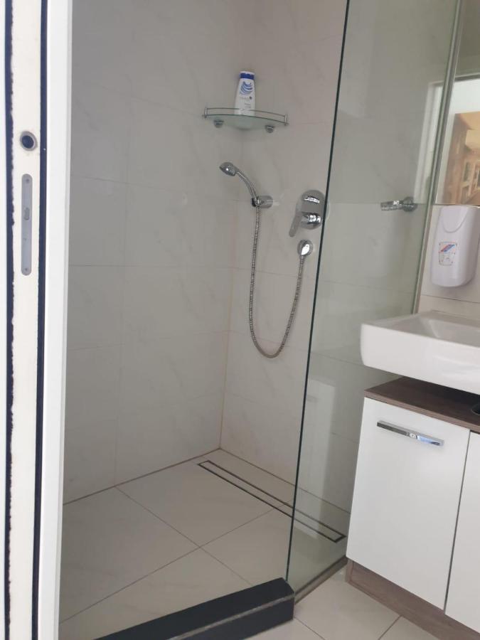 Meldemannstrasse Apartment Wina Bagian luar foto
